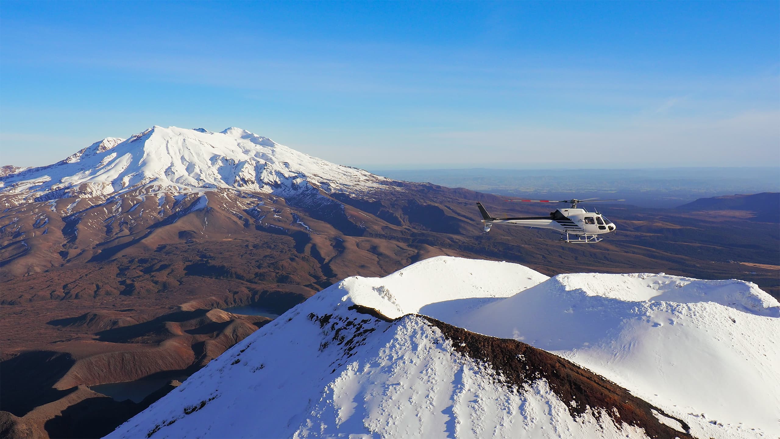 Helicopter and Mt Ruapehu